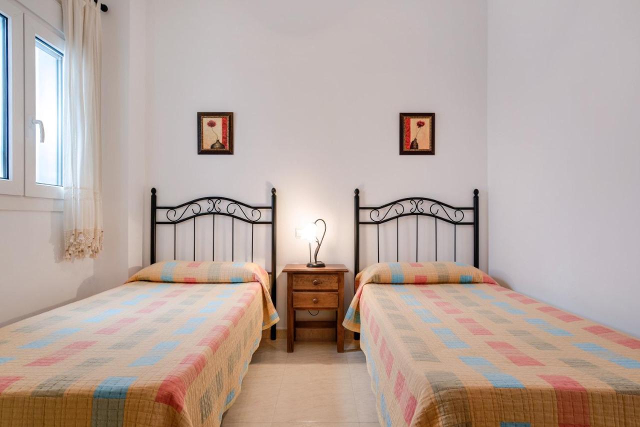 Apt° Almadraba, Familias Y Parejas Apartment *